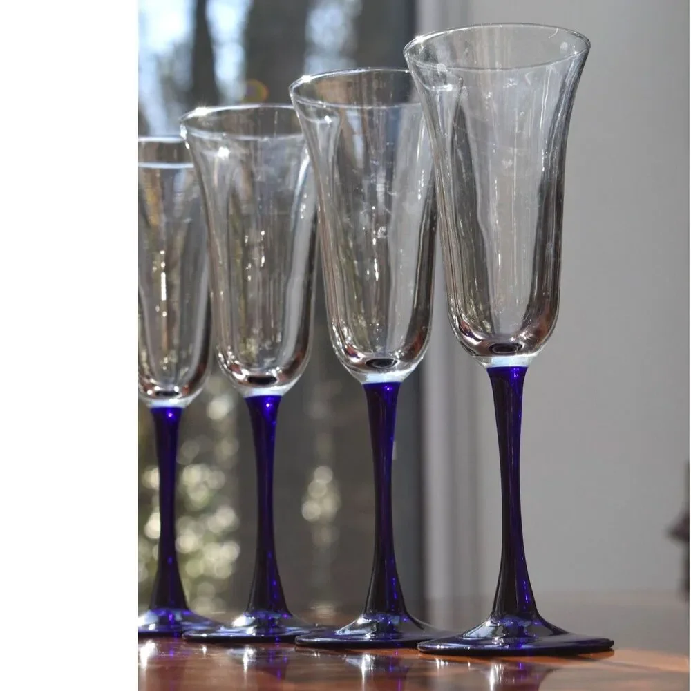 Set of 4 Vintage Blue Stemmed Fluted Champagne Glasses – Wide Rim